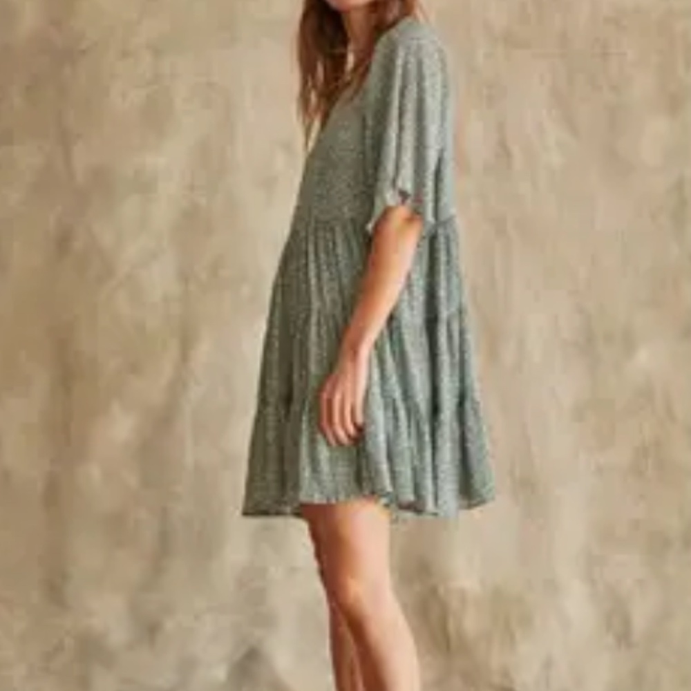 Woven Crinkle Chiffon Short Sleeve Ruffle